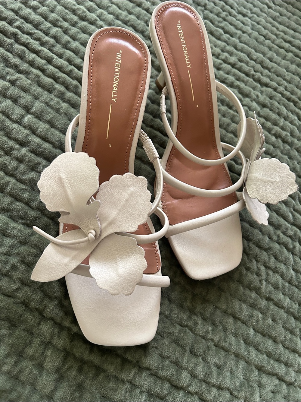 INTENTIONALLY BLANK White Floral Appliqué Strappy Heels
